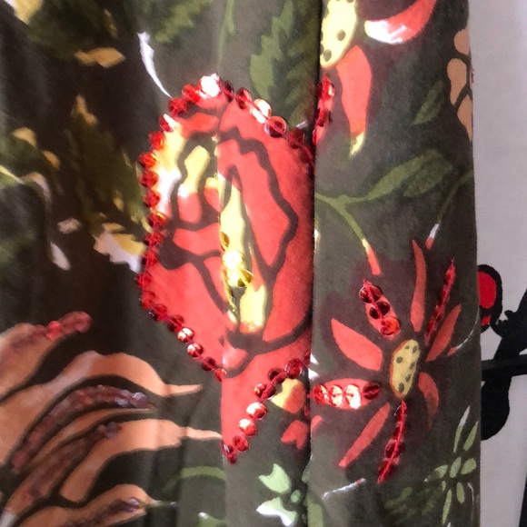 Cute A-line skirt with flower print and sequins - Picture 5 of 6